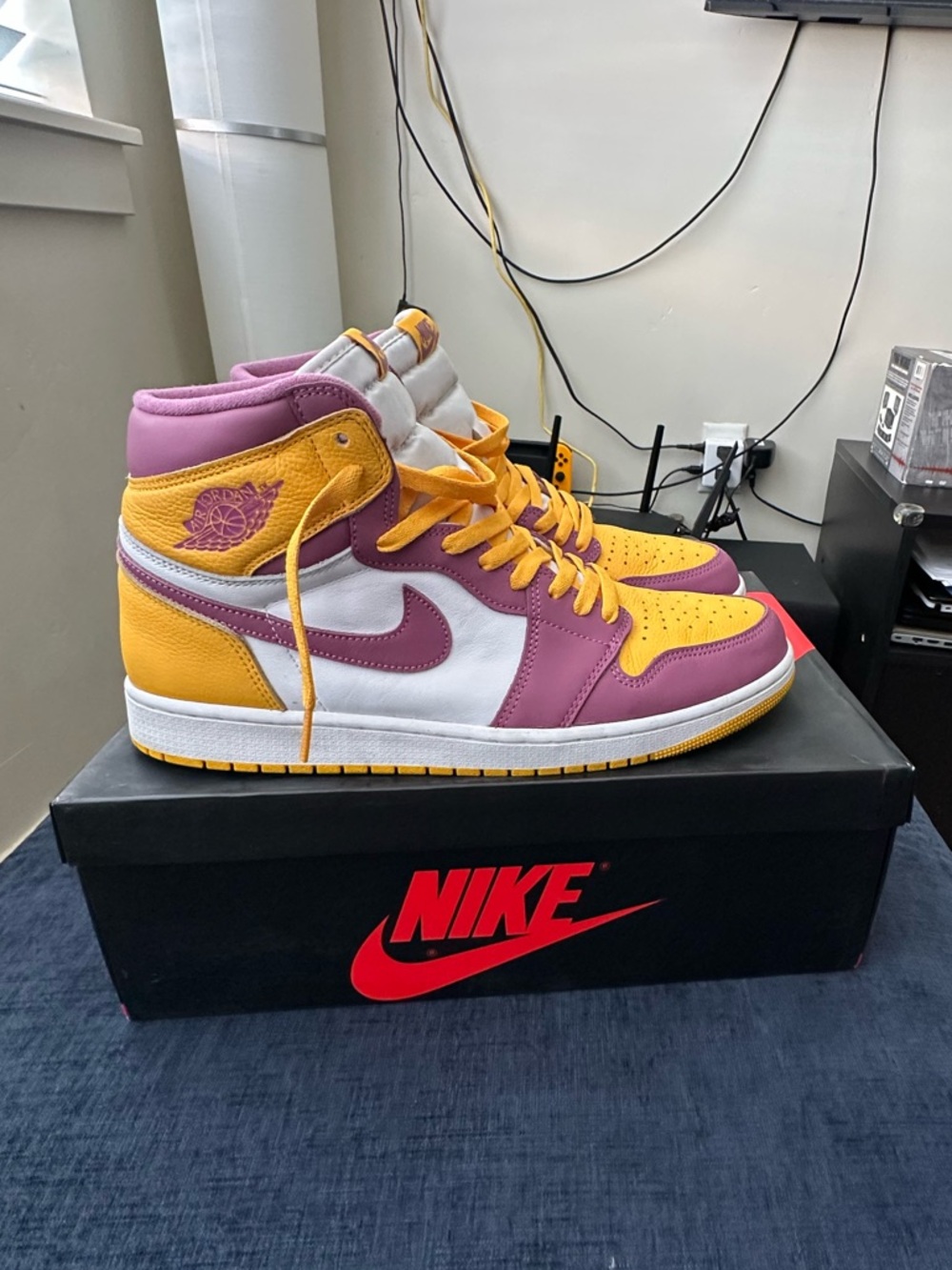 Jordan 1 Retro High OG
Brotherhood